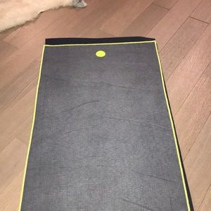 Manduka Yoga Mat with Yoggi Toes Towel & Carrier